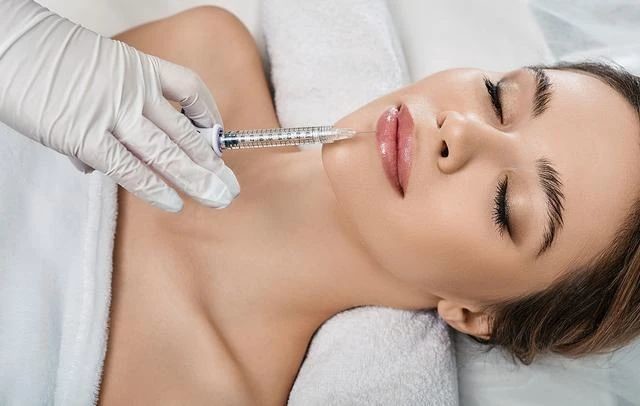 Acide hyaluronique remplissage des lèvres pour les rides Augmentation des fesses pour des résultats durables